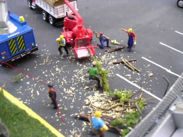 ihc_s_bucket_chipper_lg